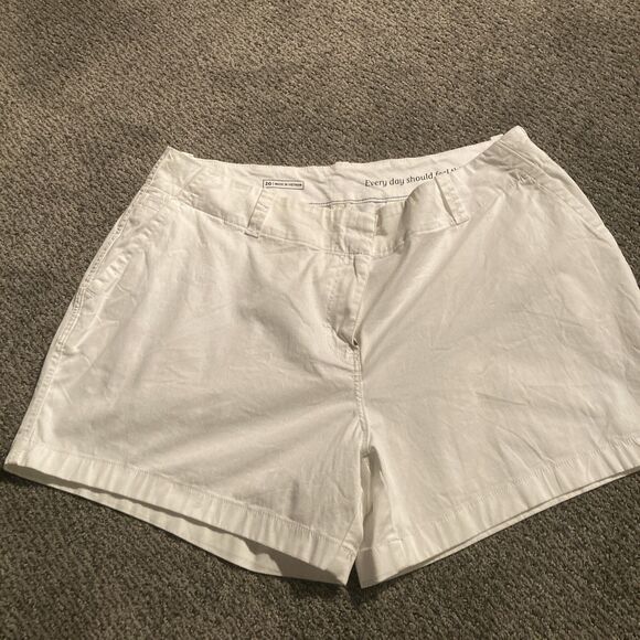 Vineyard Vines Pants - Vineyard Vines White Cotton Shorts Size 20 —May Be NWOT